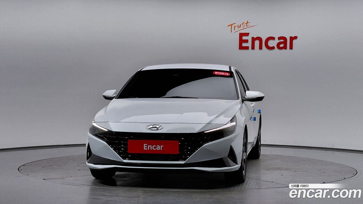 Hyundai AVANTE 2021