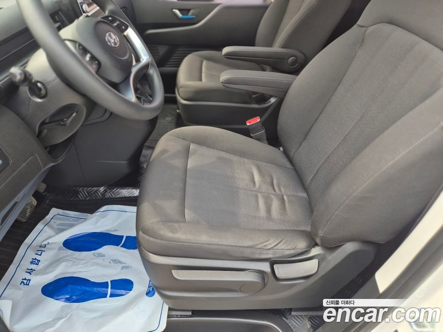 Hyundai Staria 2022