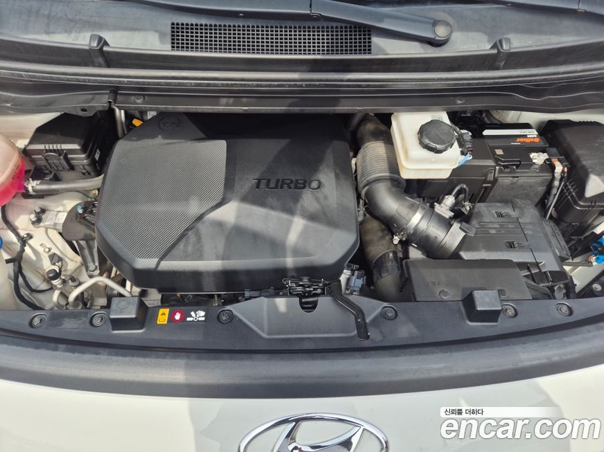 Hyundai Staria 2022