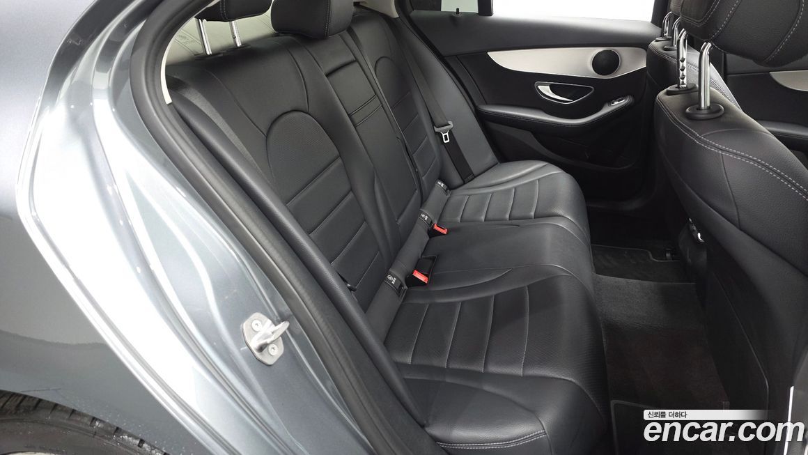Mercedes-Benz C-Class 2018