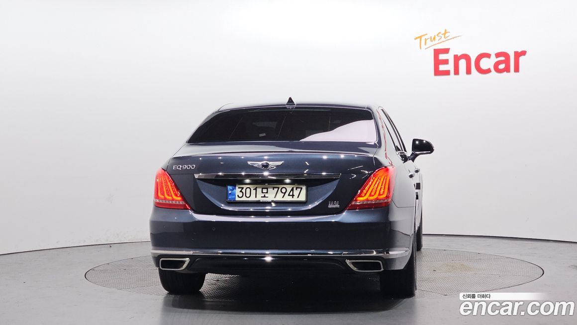 Genesis EQ900 2016