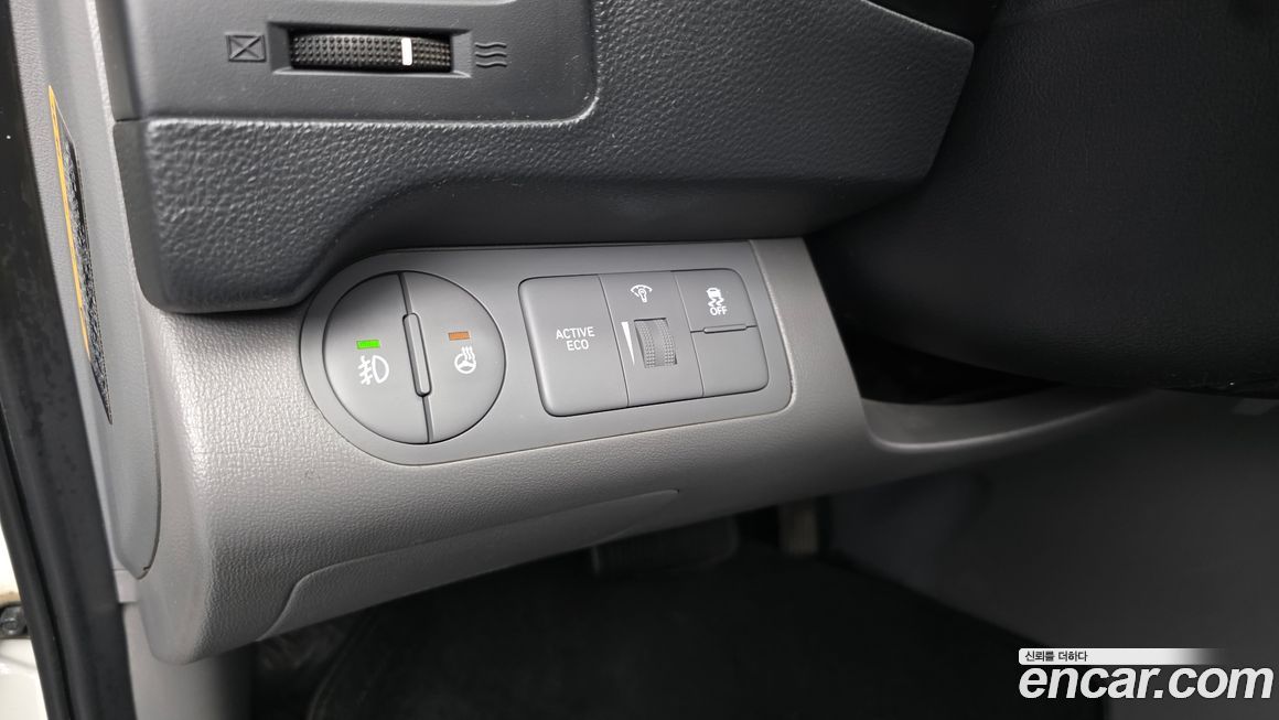 Hyundai Starex 2021