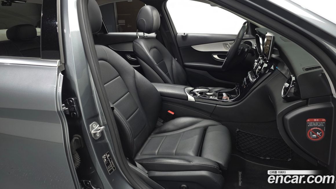 Mercedes-Benz C-Class 2018