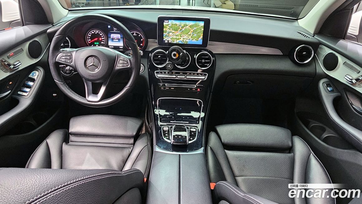 Mercedes-Benz GLC-Class 2016