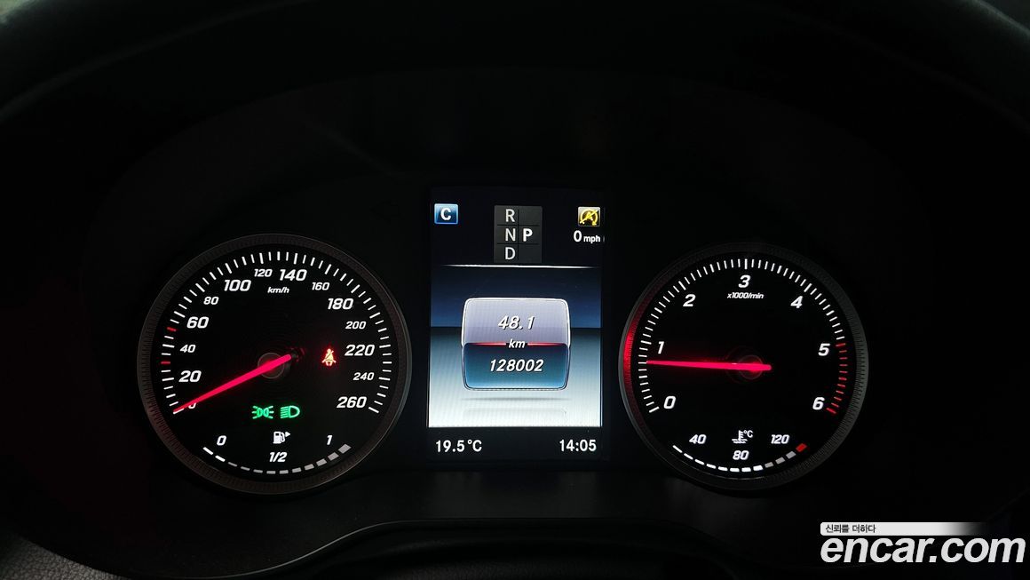 Mercedes-Benz GLC-Class 2016