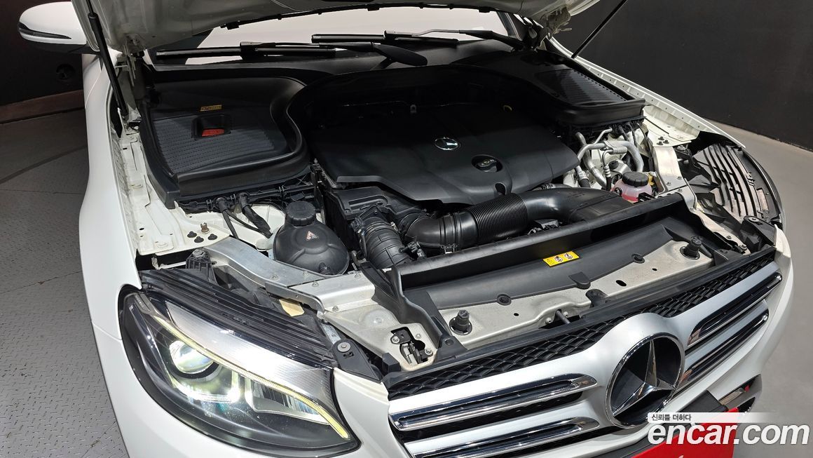 Mercedes-Benz GLC-Class 2016