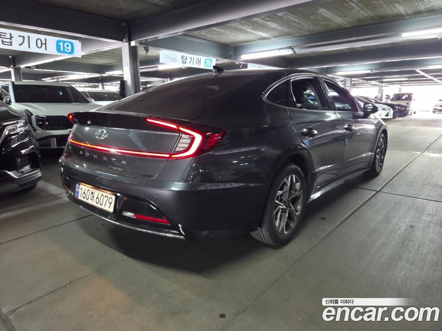 Hyundai Sonata 2022