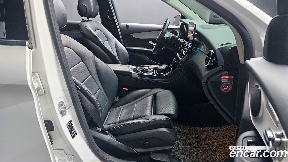 Mercedes-Benz GLC-Class 2016