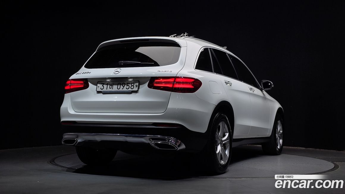 Mercedes-Benz GLC-Class 2016