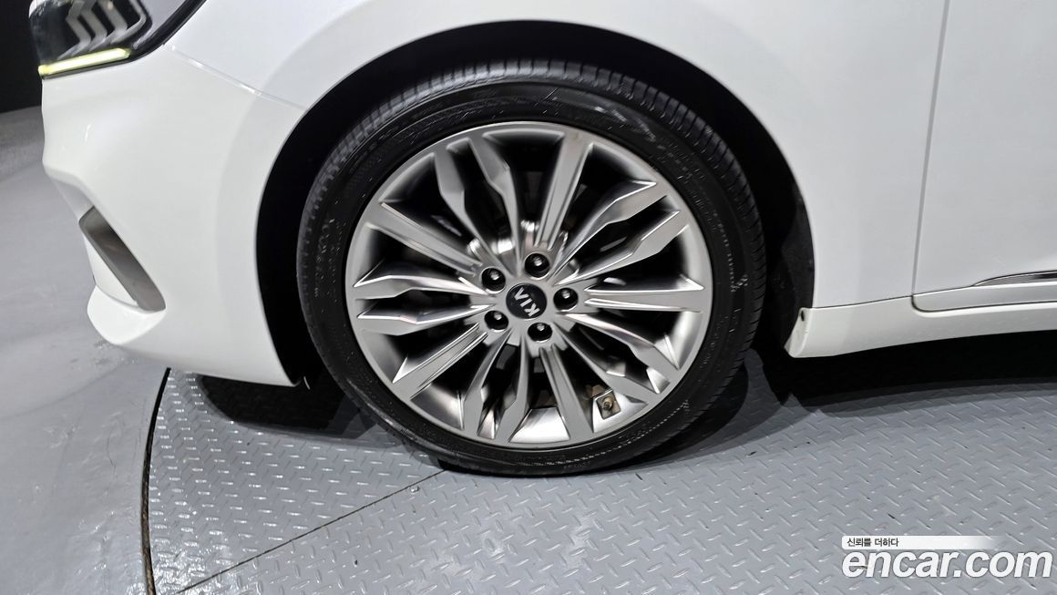 Kia K7 2020
