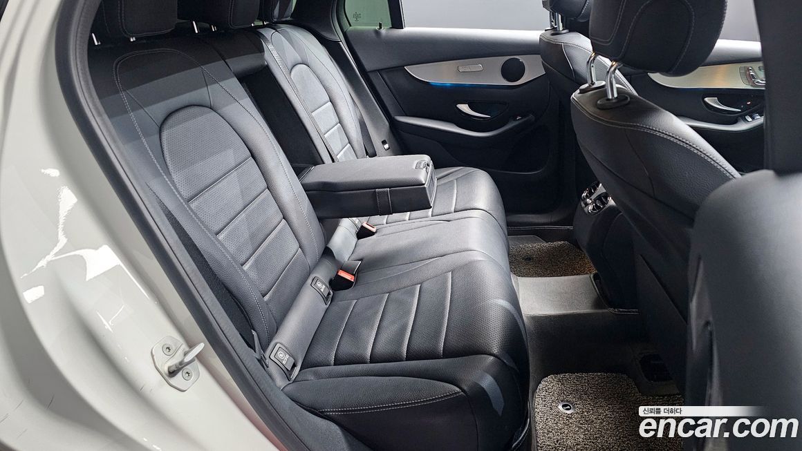 Mercedes-Benz GLC-Class 2016