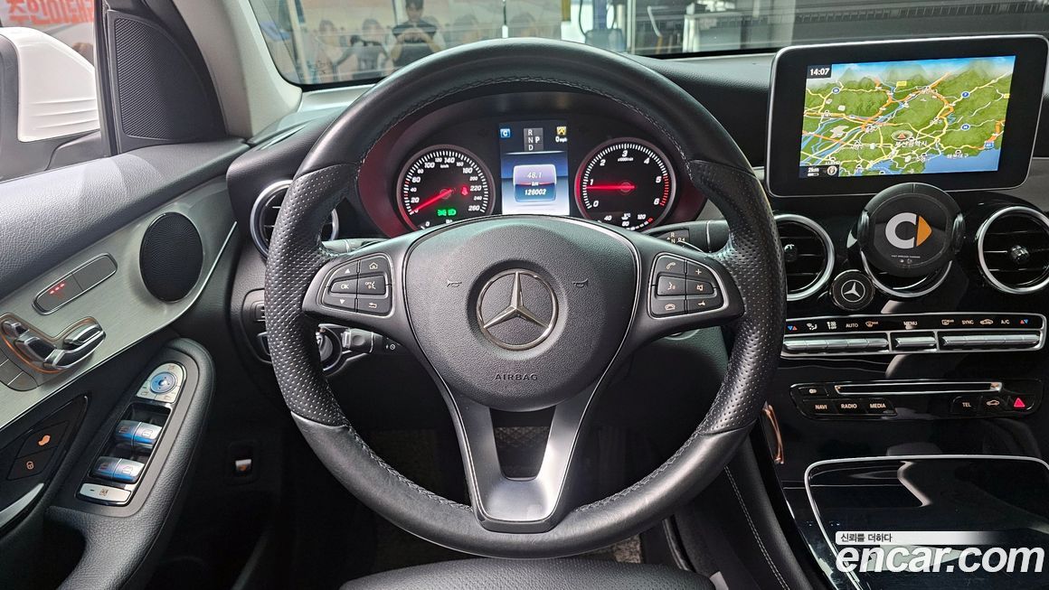 Mercedes-Benz GLC-Class 2016