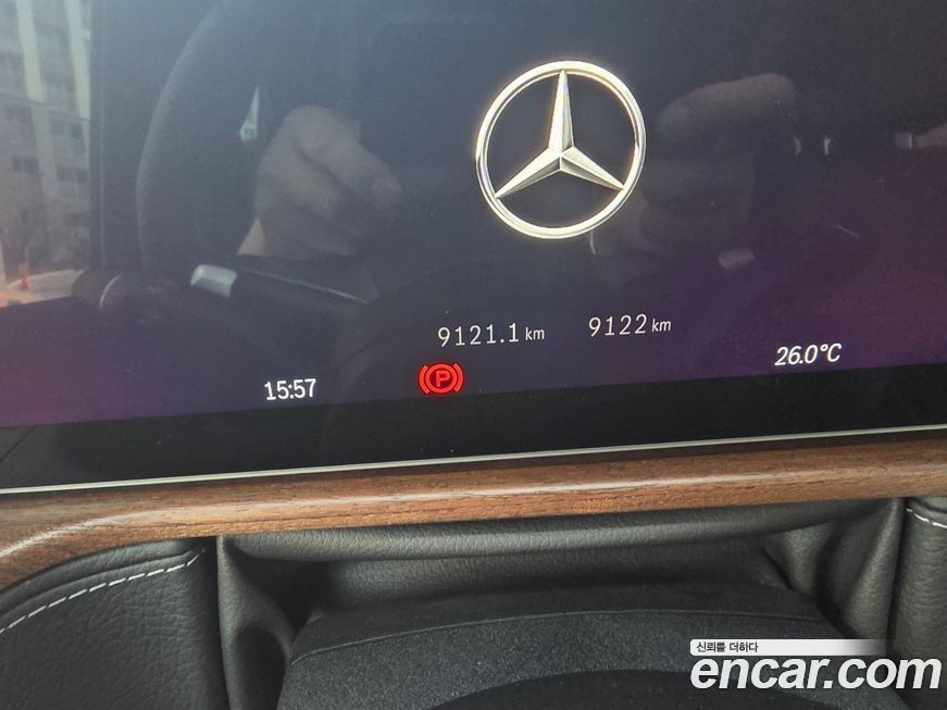 Mercedes-Benz G-Class 2025