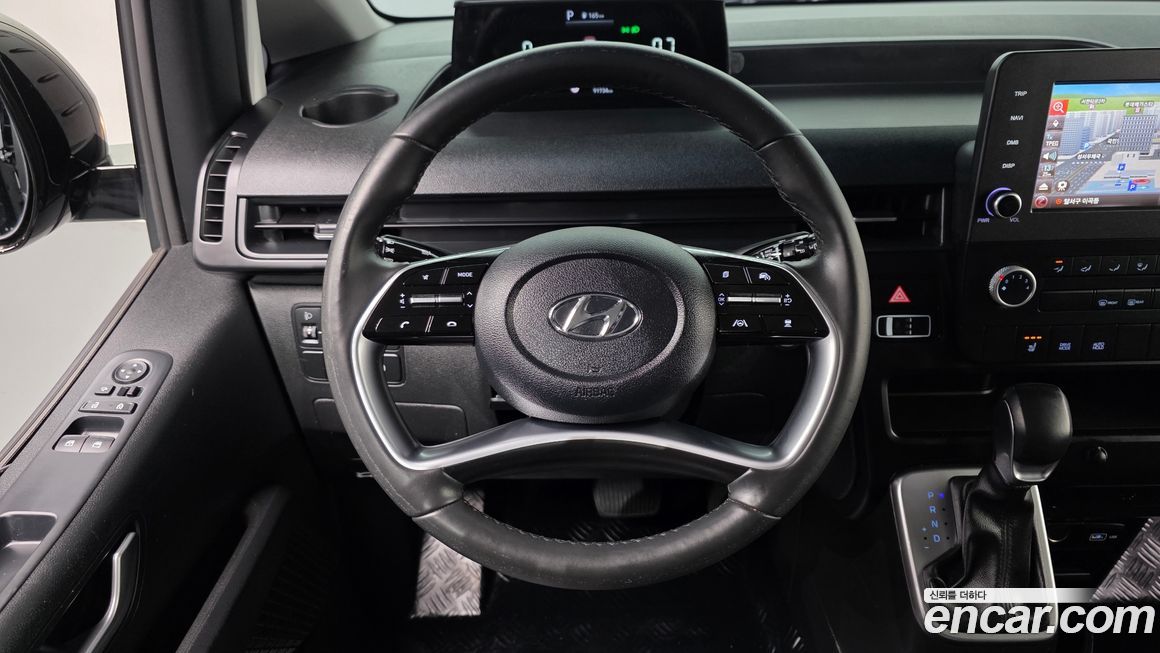 Hyundai Staria 2023