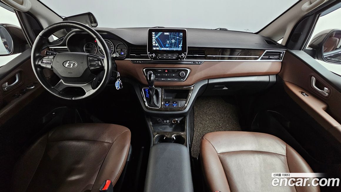 Hyundai Starex 2019