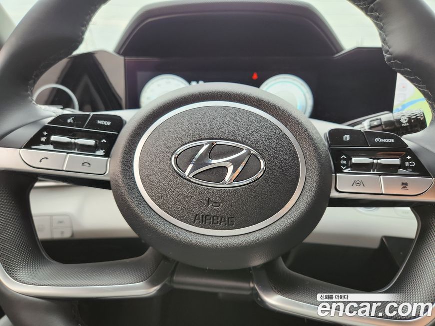 Hyundai AVANTE 2021
