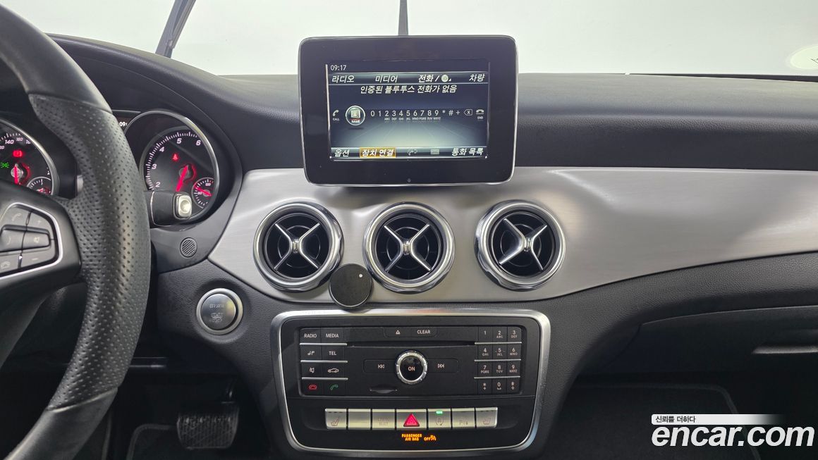 Mercedes-Benz GLA-Class 2019