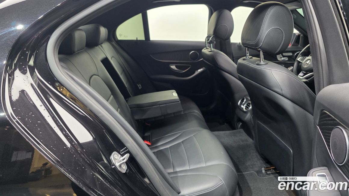 Mercedes-Benz C-Class 2017