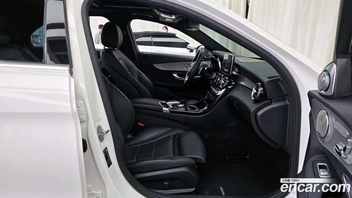 Mercedes-Benz C-Class 2018
