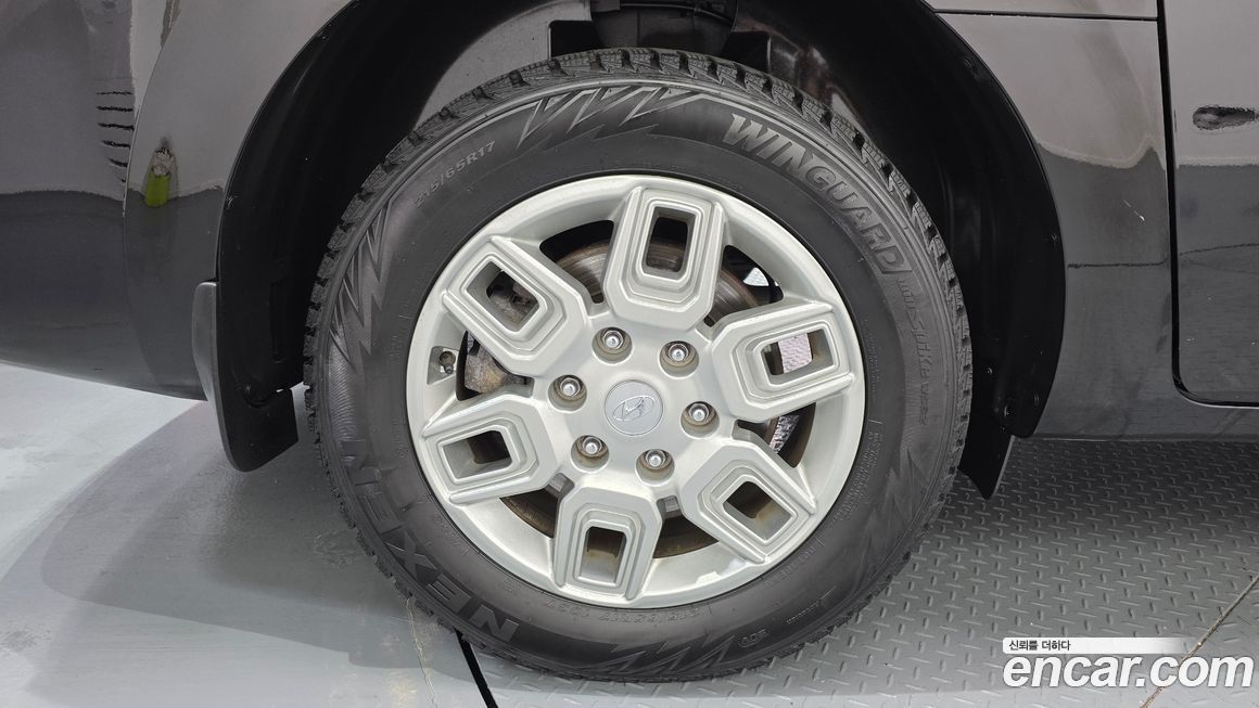Hyundai Staria 2023