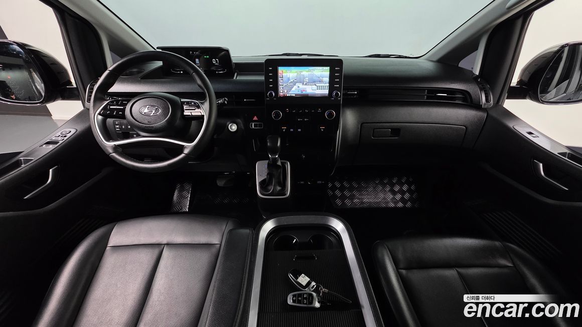 Hyundai Staria 2023