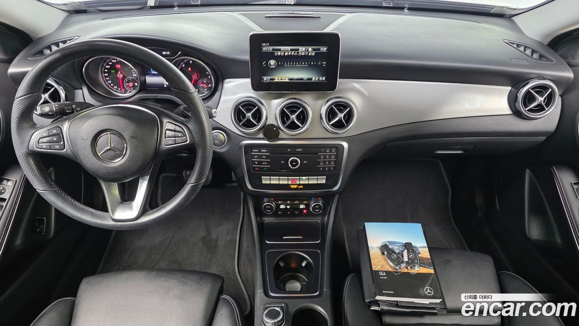 Mercedes-Benz GLA-Class 2019