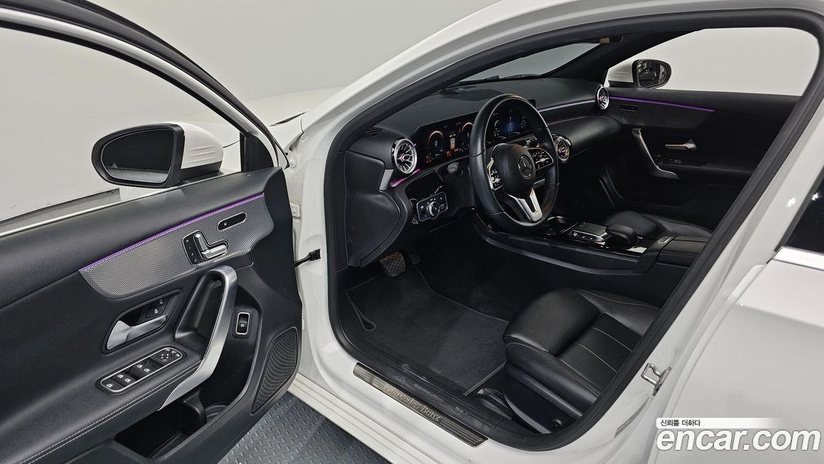 Mercedes-Benz A-Class 2021