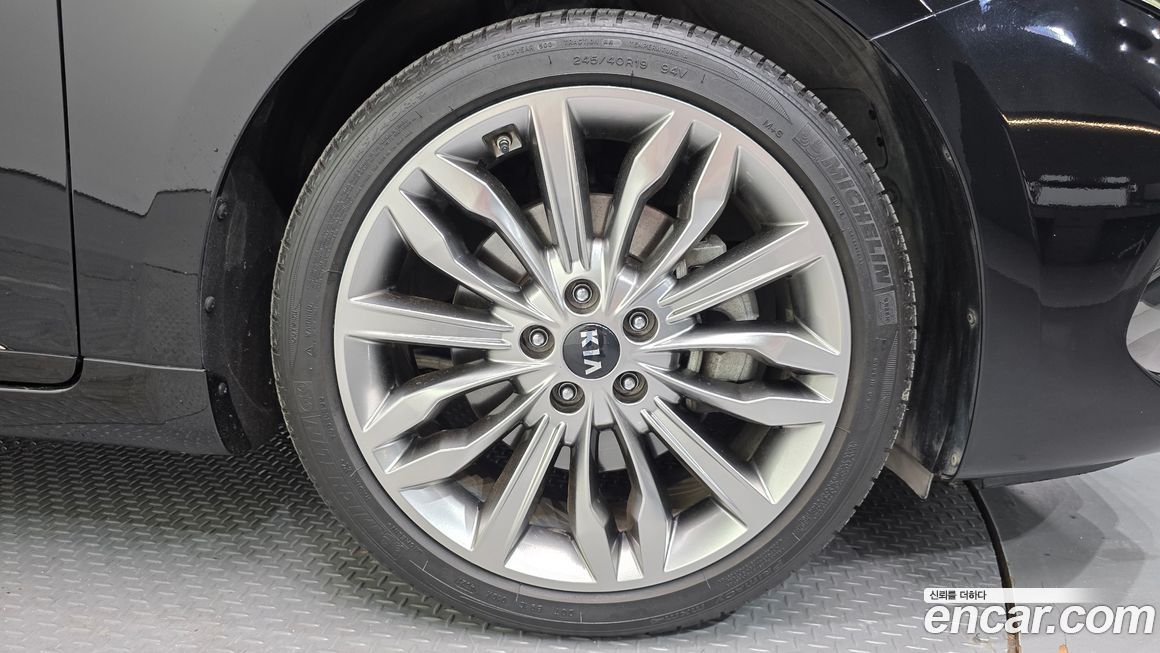 Kia K7 2020