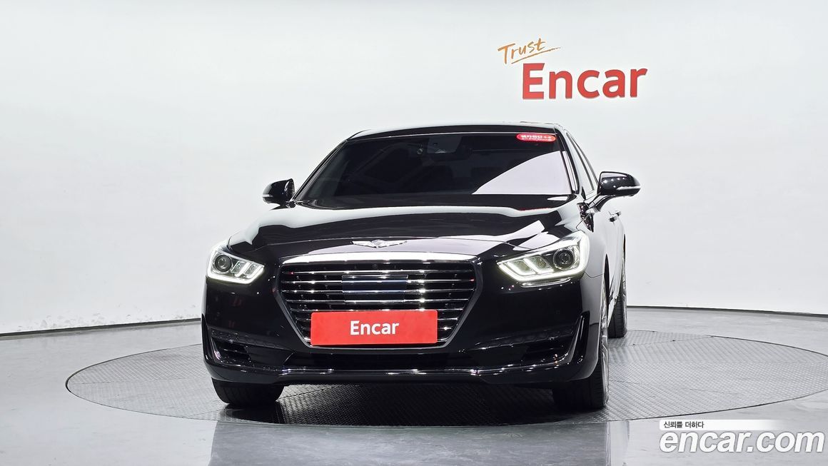 Genesis EQ900 2018