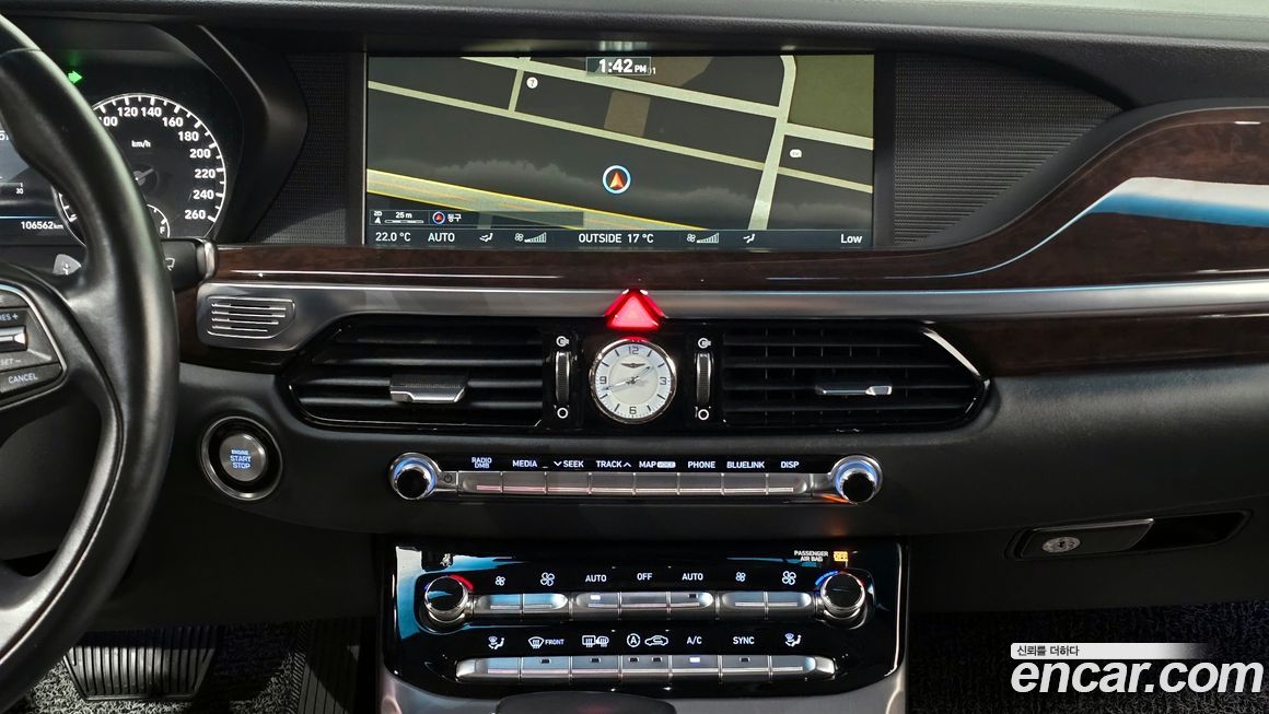 Genesis EQ900 2018