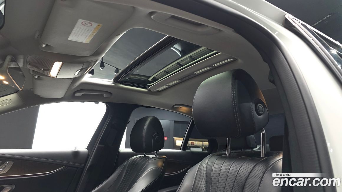 Mercedes-Benz E-Class 2019