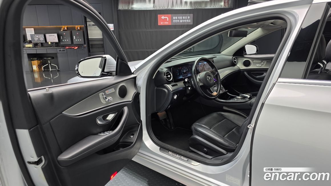 Mercedes-Benz E-Class 2017