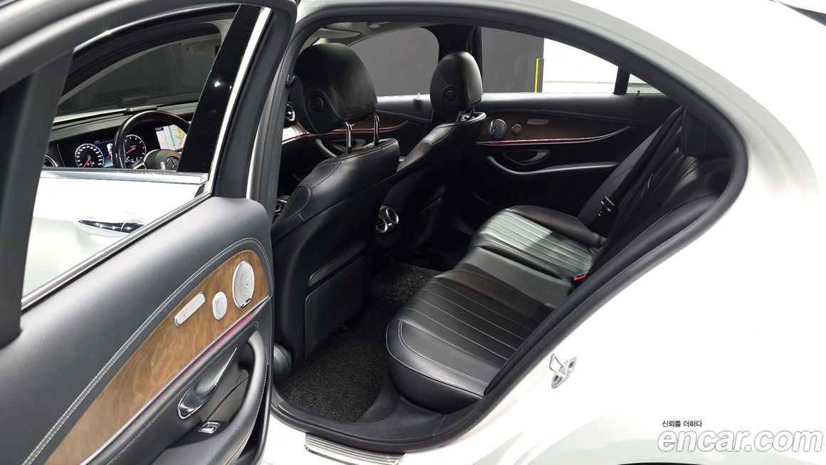 Mercedes-Benz E-Class 2019