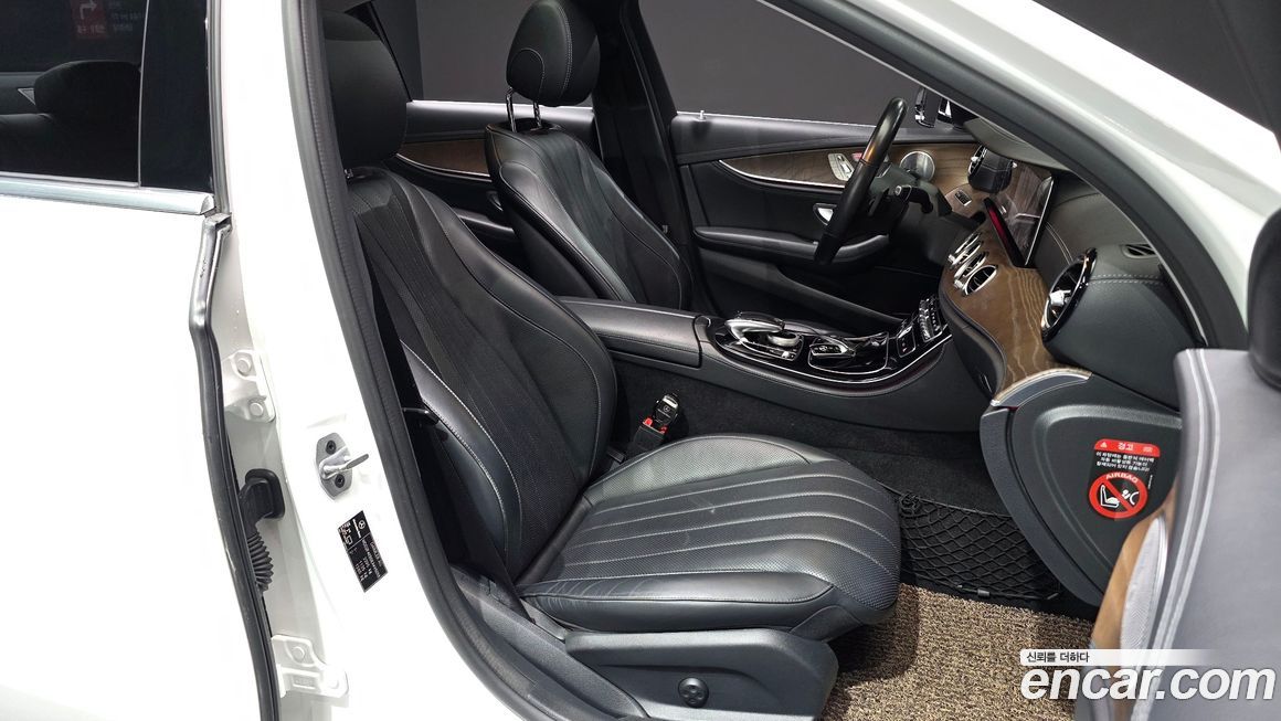 Mercedes-Benz E-Class 2019