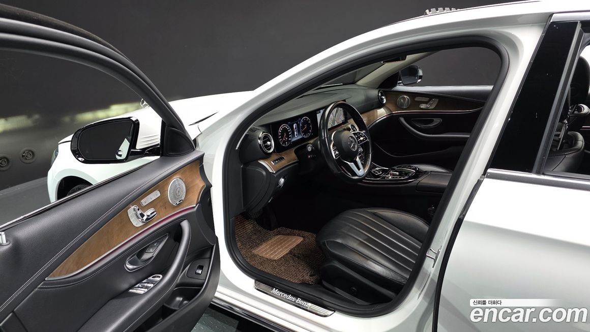 Mercedes-Benz E-Class 2019