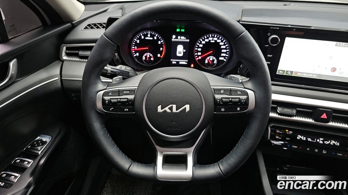 Kia K5 2023