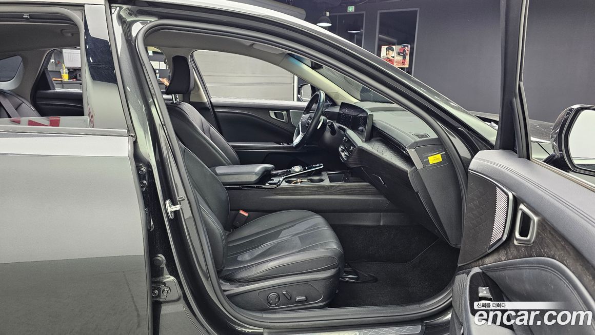 Kia K8 2023