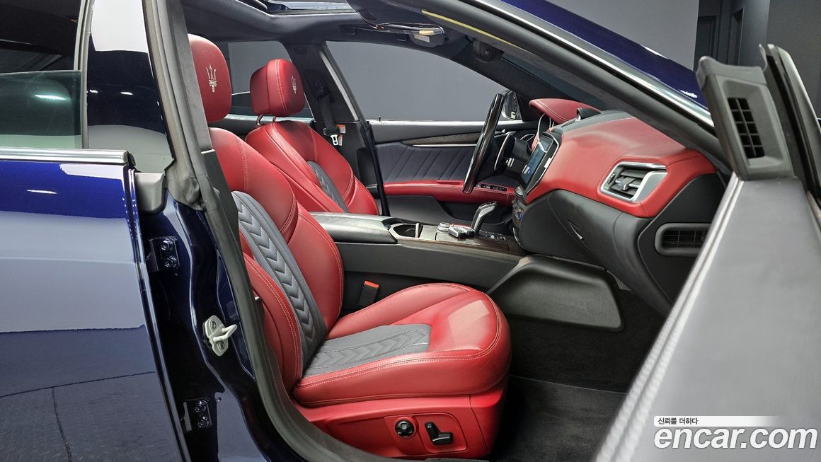 Maserati Ghibli 2019