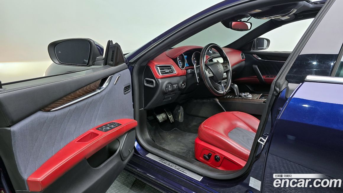 Maserati Ghibli 2019