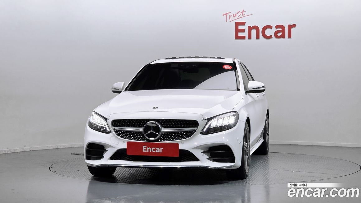 Mercedes-Benz C-Class 2021