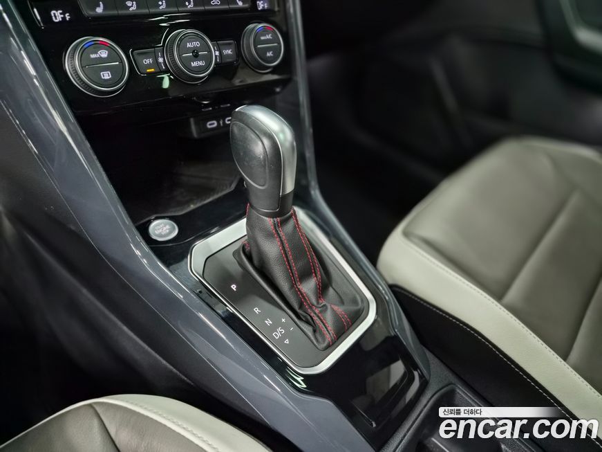 Volkswagen T-Roc 2021