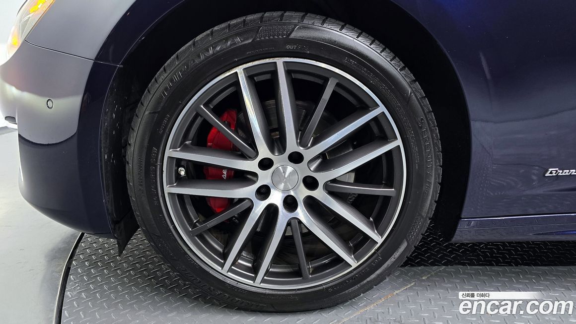 Maserati Ghibli 2019