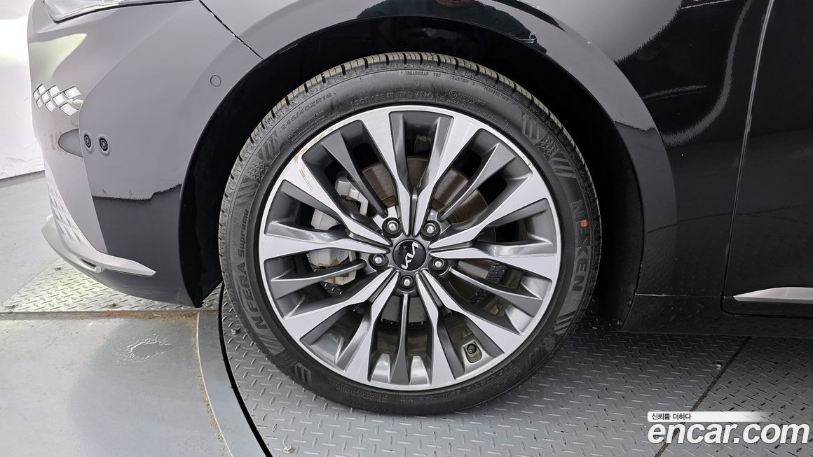 Kia K8 2023