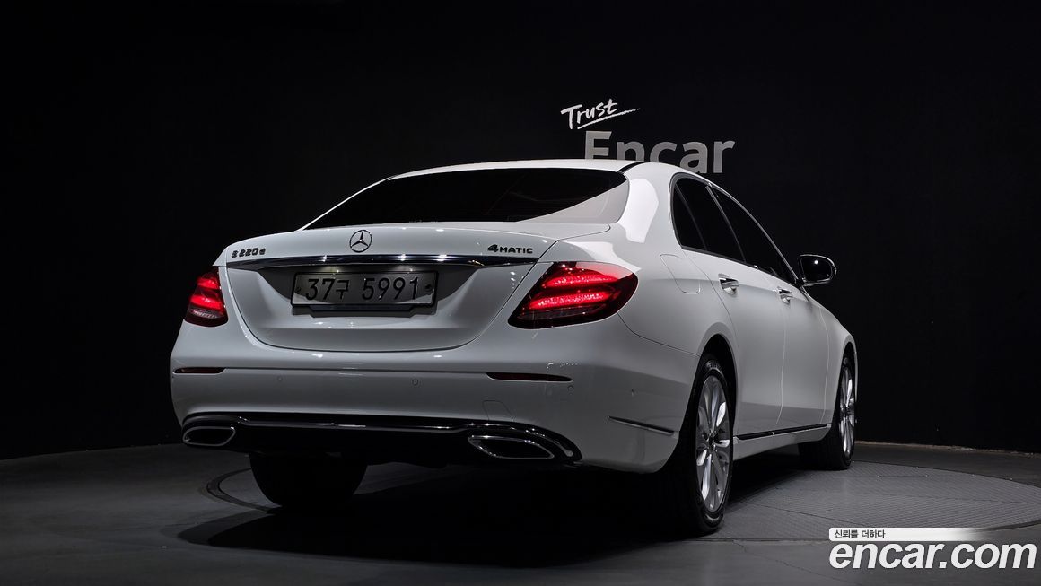 Mercedes-Benz E-Class 2019