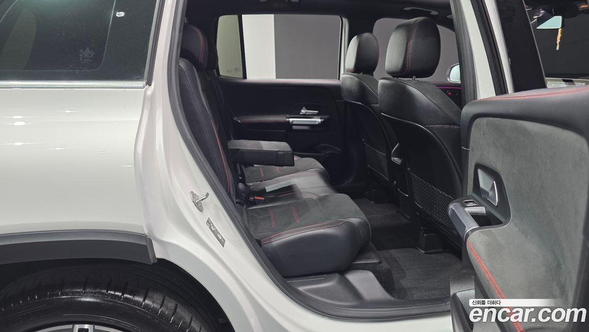 Mercedes-Benz GLB-Class 2020