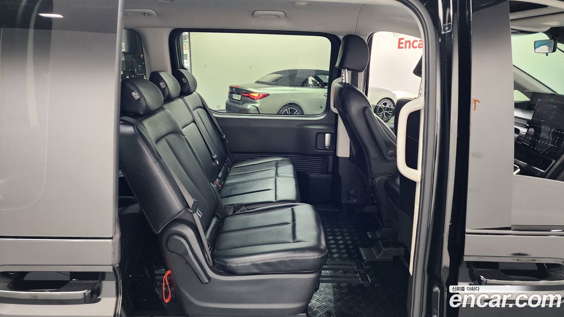 Hyundai Staria 2023