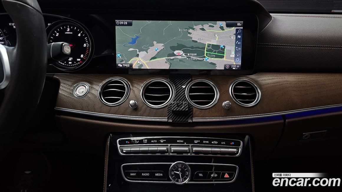 Mercedes-Benz E-Class 2019