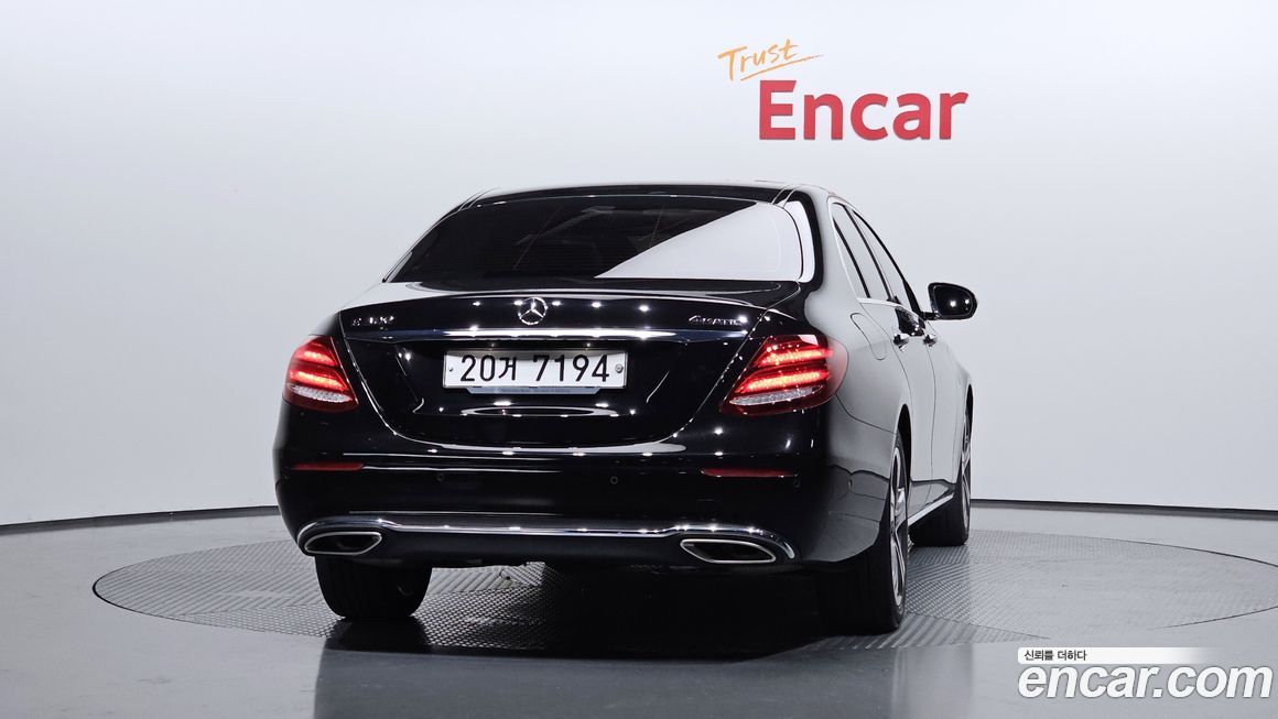 Mercedes-Benz E-Class 2017