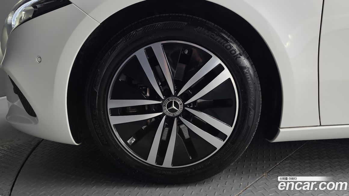 Mercedes-Benz A-Class 2022