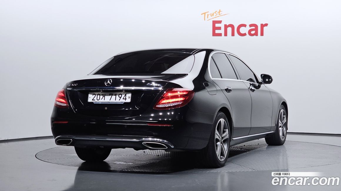 Mercedes-Benz E-Class 2017